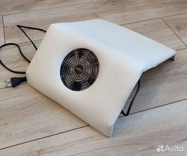 Пылесос для маникюра