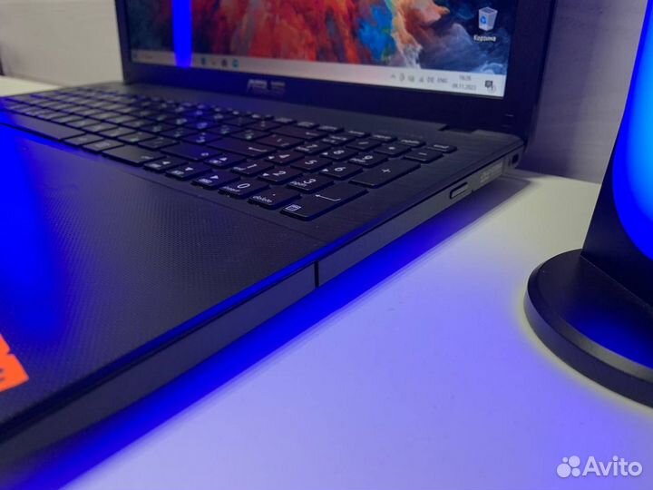 Ноутбук Asus 15.6 Для офиса