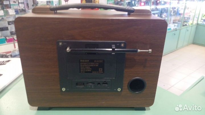 Радиоприёмник meier M-2025BT