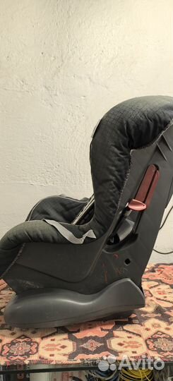 Автомобильное детское кресло от 9 до 18 кг