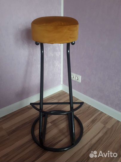 Барный стул
