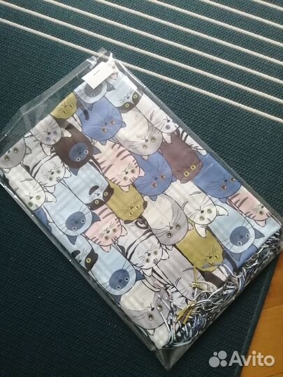 Палантин коты и клетка