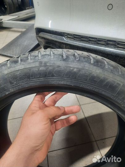 Michelin Pilot Sport 3 235/45 R18