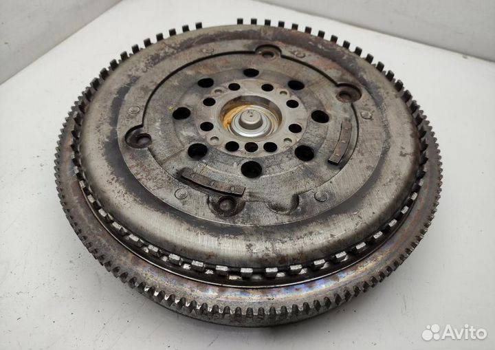 Маховик Mercedes-Benz C-Class