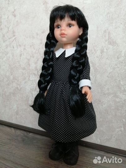 Платье Уэнсдэй для Паола Рейна