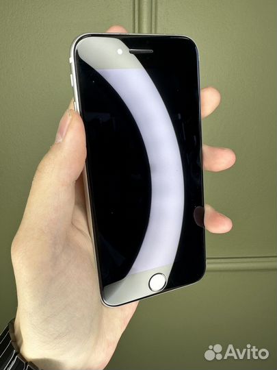 iPhone se 2020 128gb Белый