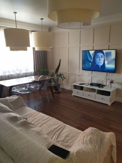 2-к. квартира, 54 м², 4/9 эт.