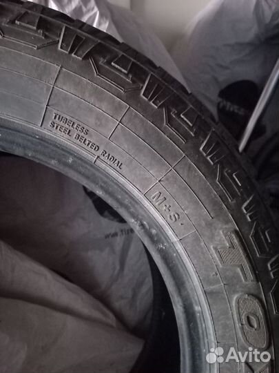 Toyo Open Country A/T Plus 225/65 R17