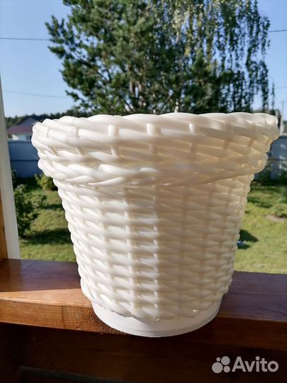 Корзина плетеная