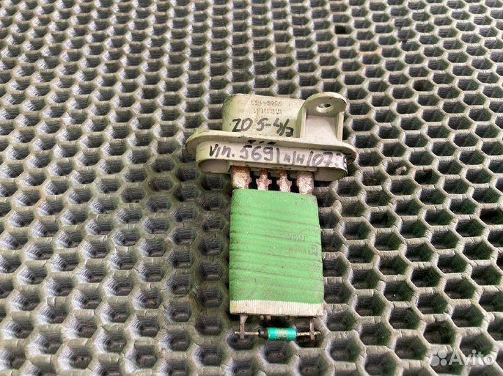 Резистор отопителя кабины KAMAZ 5490-S5