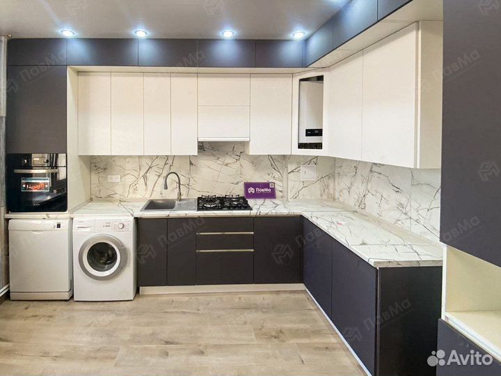 Кухонные гарнитуры с техникой