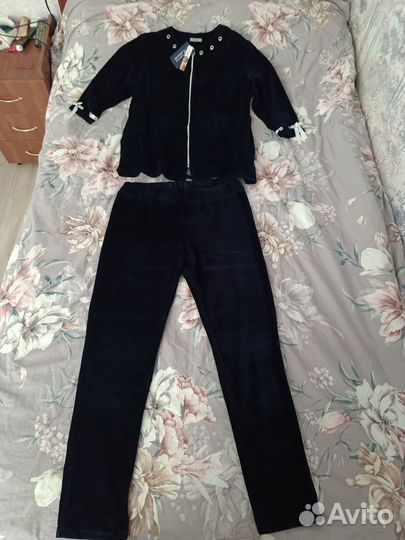 Костюм женский р. 56