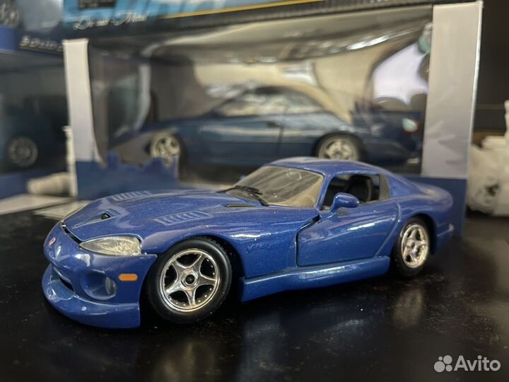 Dodge Viper Burago 1:24