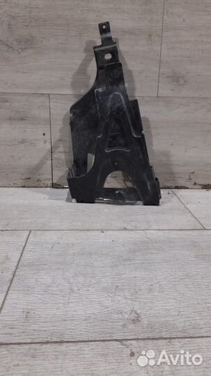 Кронштейн фары левый Bmw 5 F10