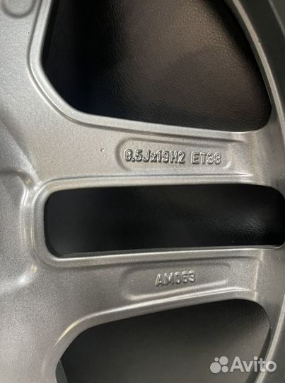 Оригинальный диск на Mercedes w222 R19