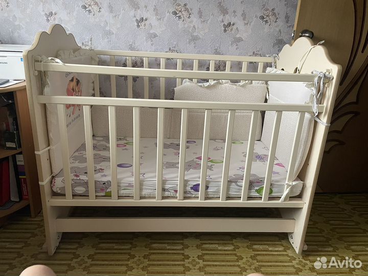 Детская кроватка