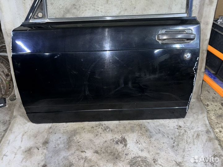 Передняя левая дверь Ваз 2107