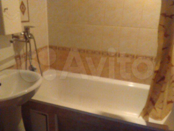2-к. квартира, 49 м², 2/5 эт.