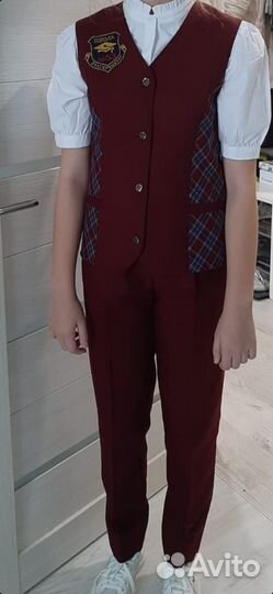 Школьная форма для девочки, р.40 - жилет и брюки
