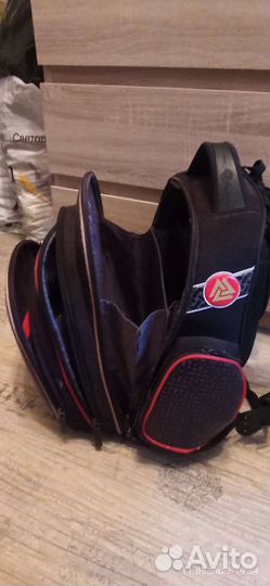 Школьный ранец