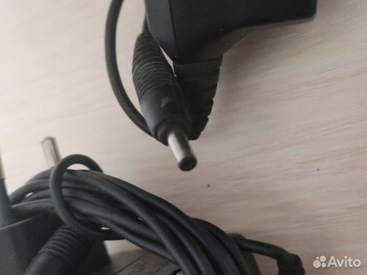 Зарядное устройство