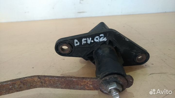 Кран уровня пола главный 21643575 volvo