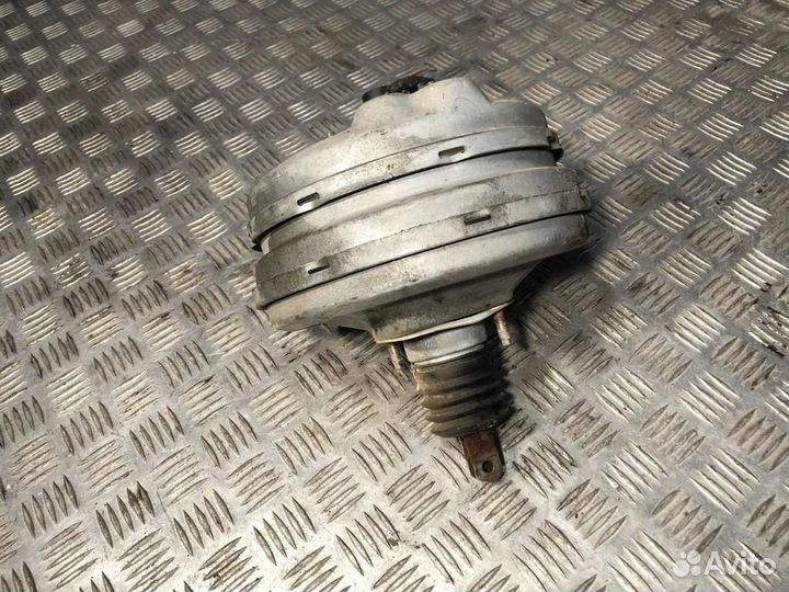 Вакуумный усилитель тормозов Mercedes Benz W210 E