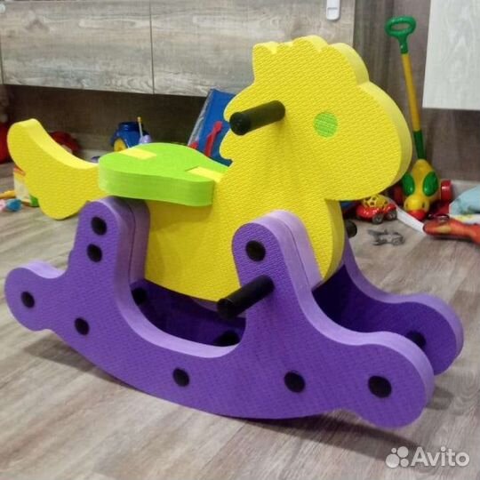 Лошадка качалка