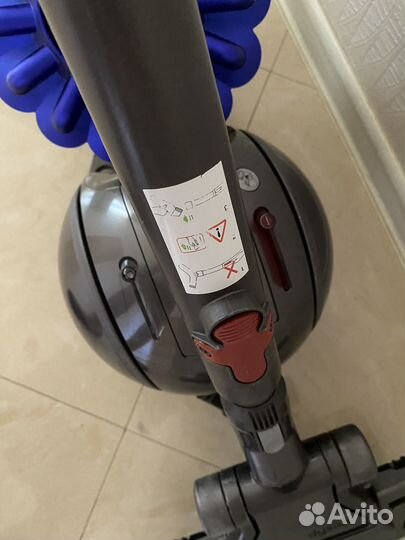 Пылесос Dyson dc 37