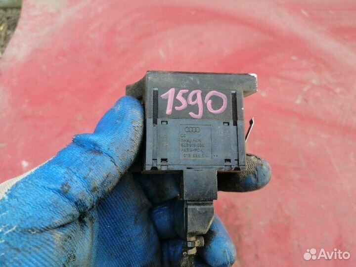 Кнопка корректора фар Skoda Fabia 2 BZG 1.2L