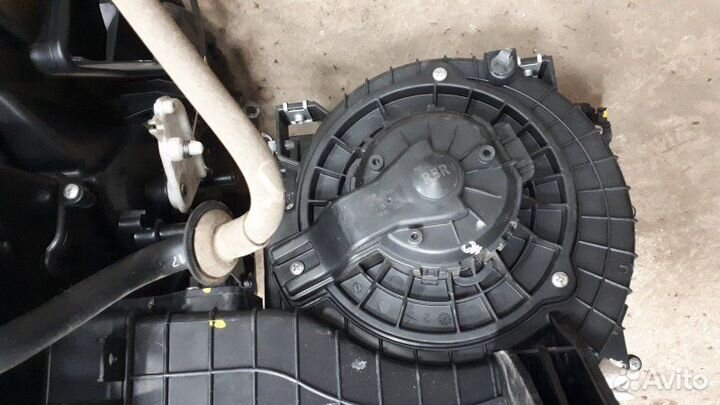 Мотор печки Kia Rio QB G4FA 2015