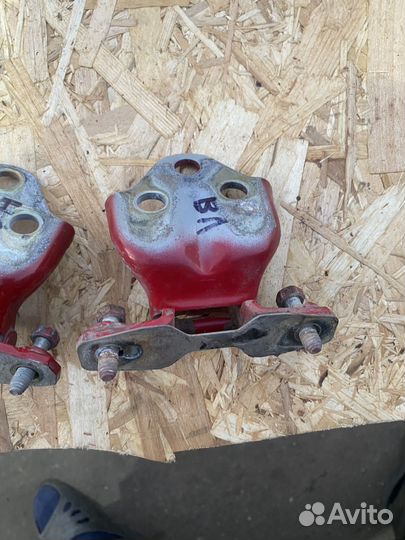 Петли двери каризма для Алексея