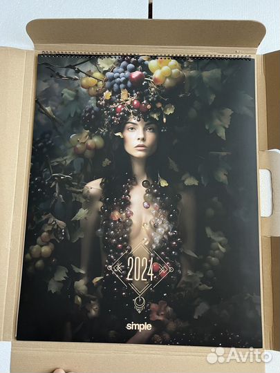 Коллекционный календарь Simple 2024. 18+