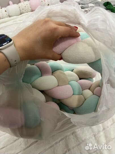 Бортик коса в кроватку