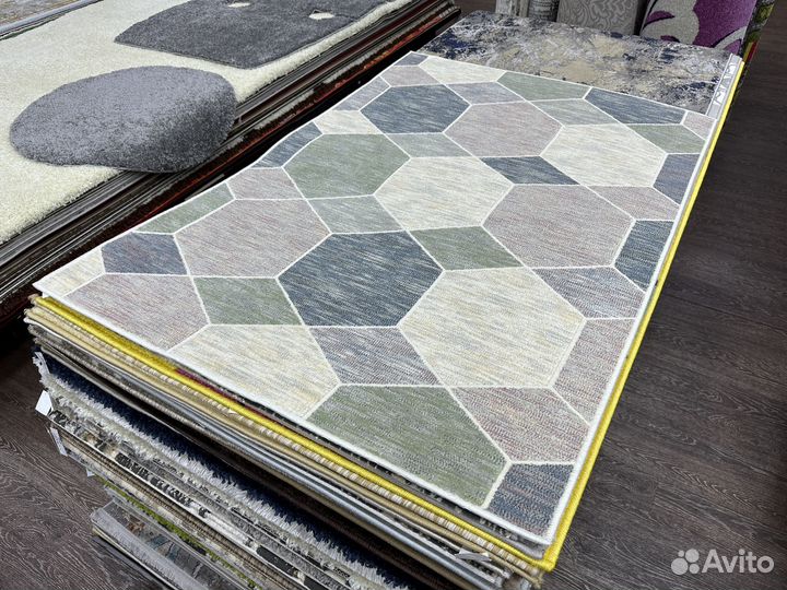 Ковер новый 1х1.4м Бельгия