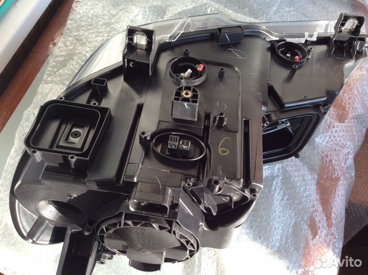 Фара BMW e70lci (Facelift)