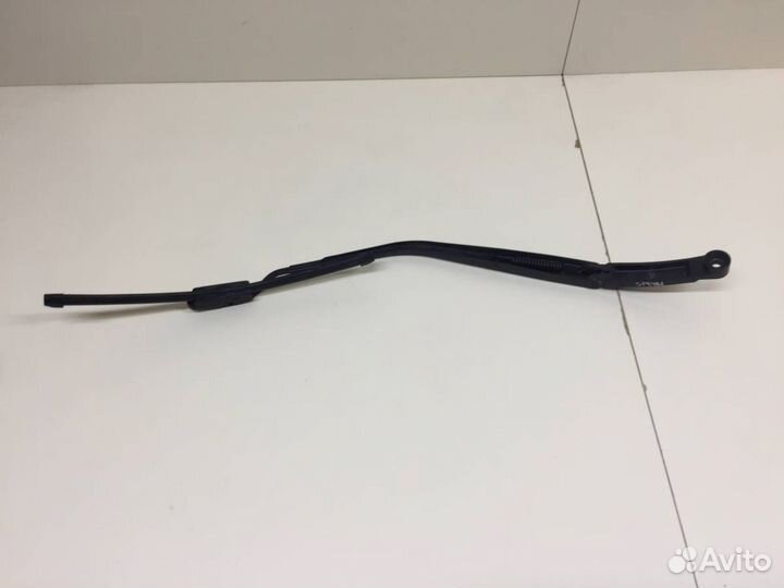 Поводок стеклоочистителя передний правый Nissan Al
