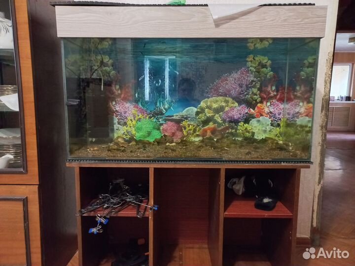 Аквариум 200 литров с тумбой