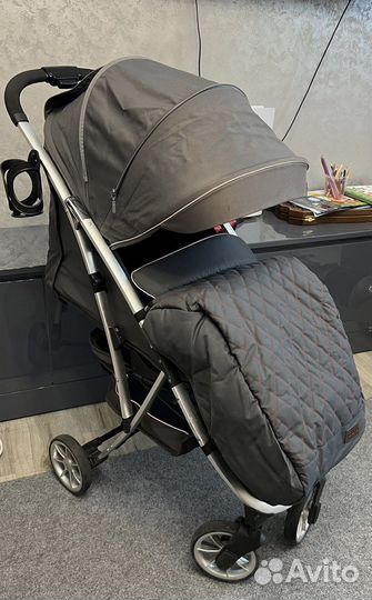 Прогулочная коляска carello