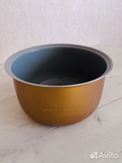 Набор десертных ложек и кружка для кофе