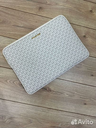 Чехол для ноутбука оригинал Michael kors