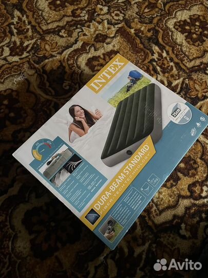 Надувной матрас Intex