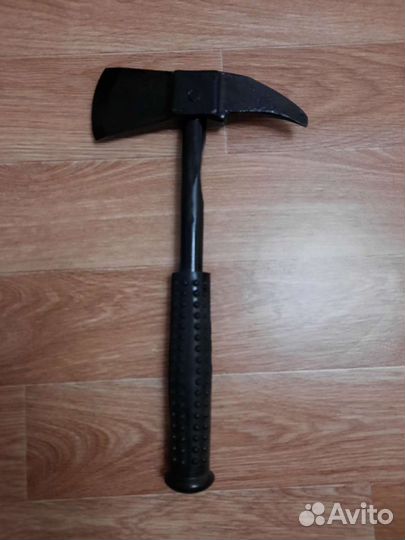 Топор пожарного малый