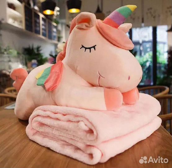 Игрушка Единорог с пледом