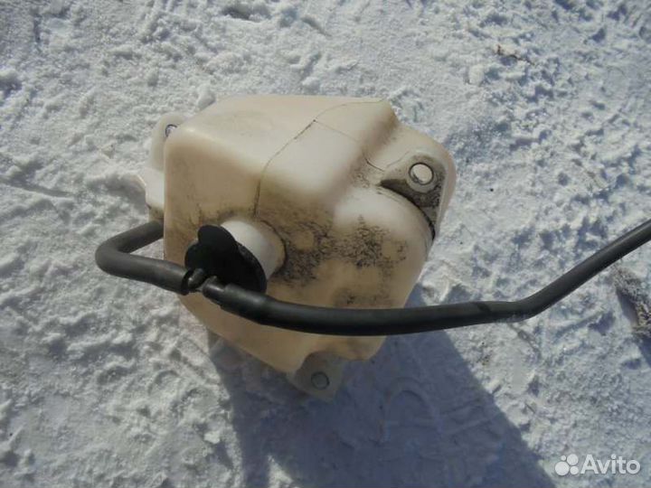 Бачок расширительный Toyota Corolla Fielder NZE141