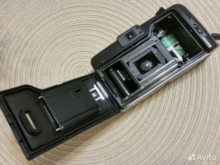Fujifilm Zoom 70 пленочный фотоаппарат