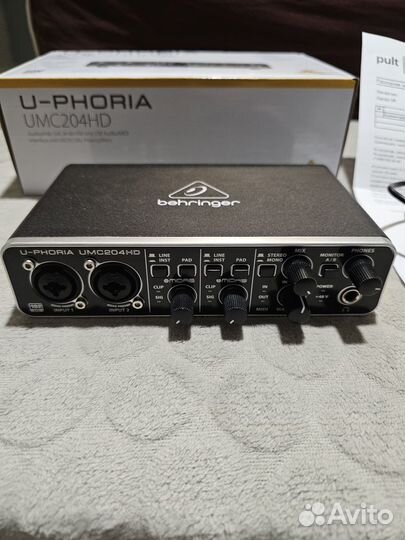 Behringer U-Phoria UMC204HD