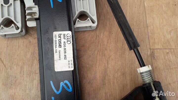 Стеклоподъемник задний правый Audi A6 (C7) 2014