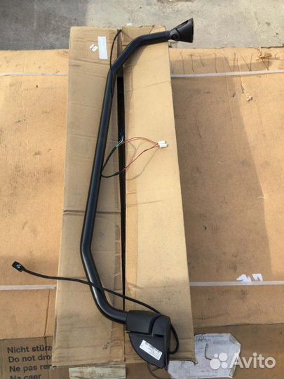 Стойка зеркала кронштейн правая Mercedes-Benz