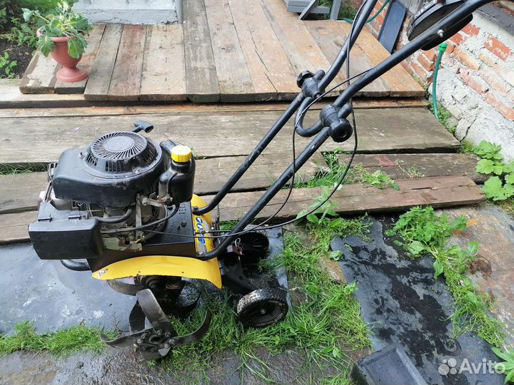 Продам культиватор-мотоблок